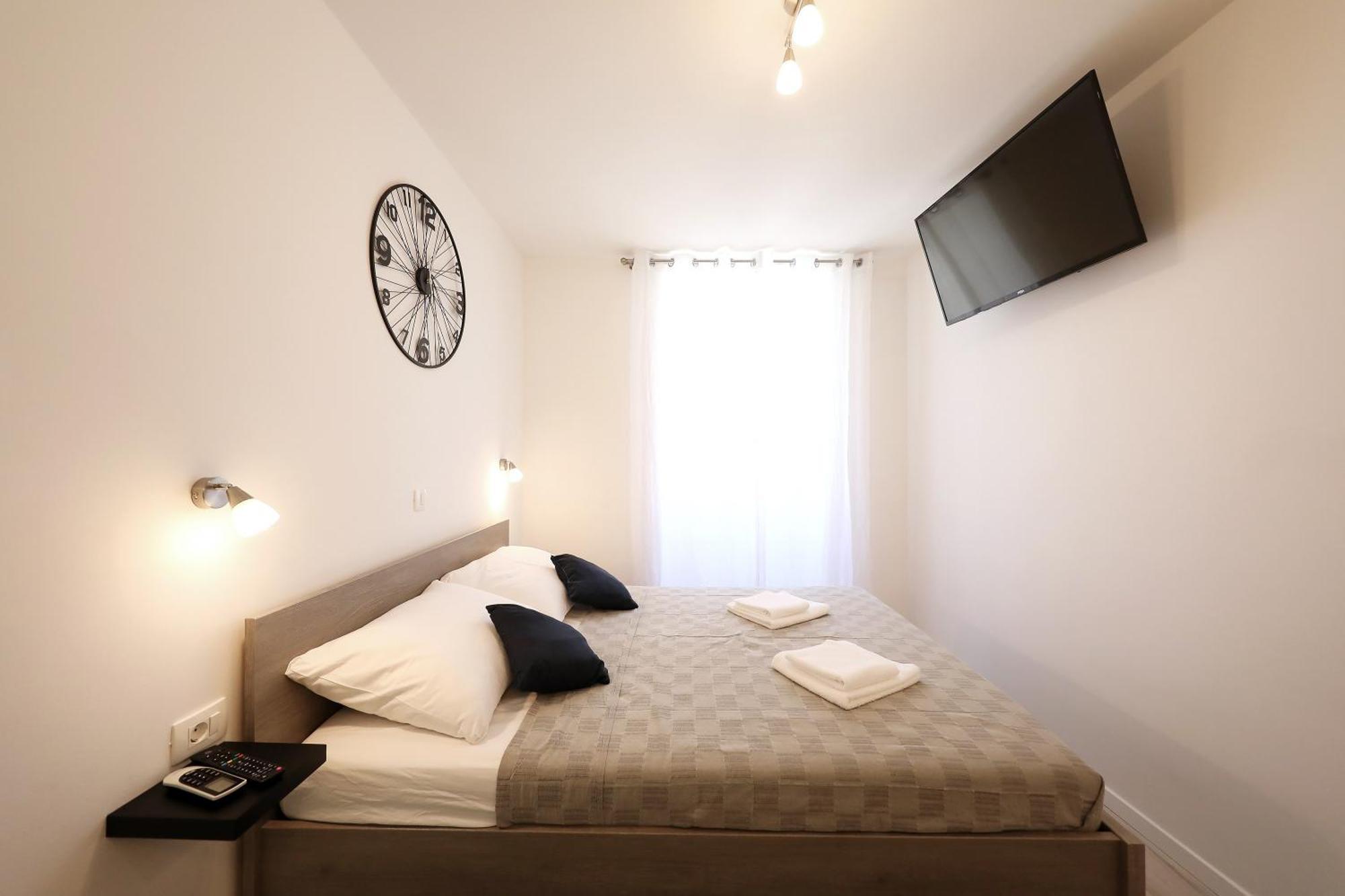 Piccola Pyrotima Apartment Zadar Bagian luar foto